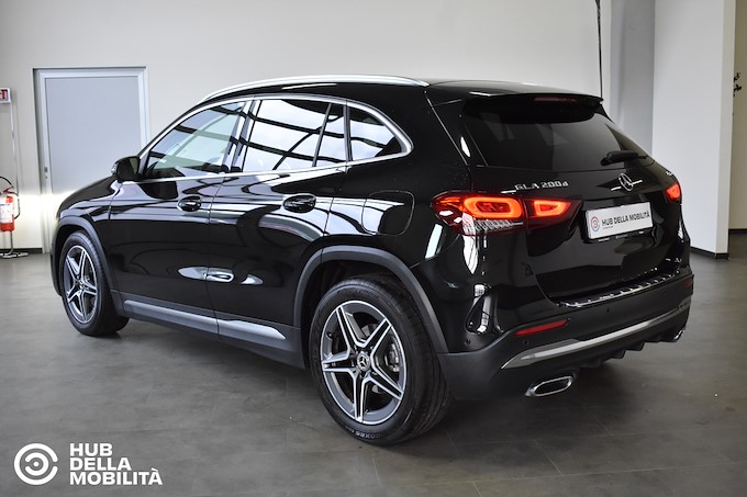 MERCEDES-BENZ GLA 200 d Automatic 4Matic Premium